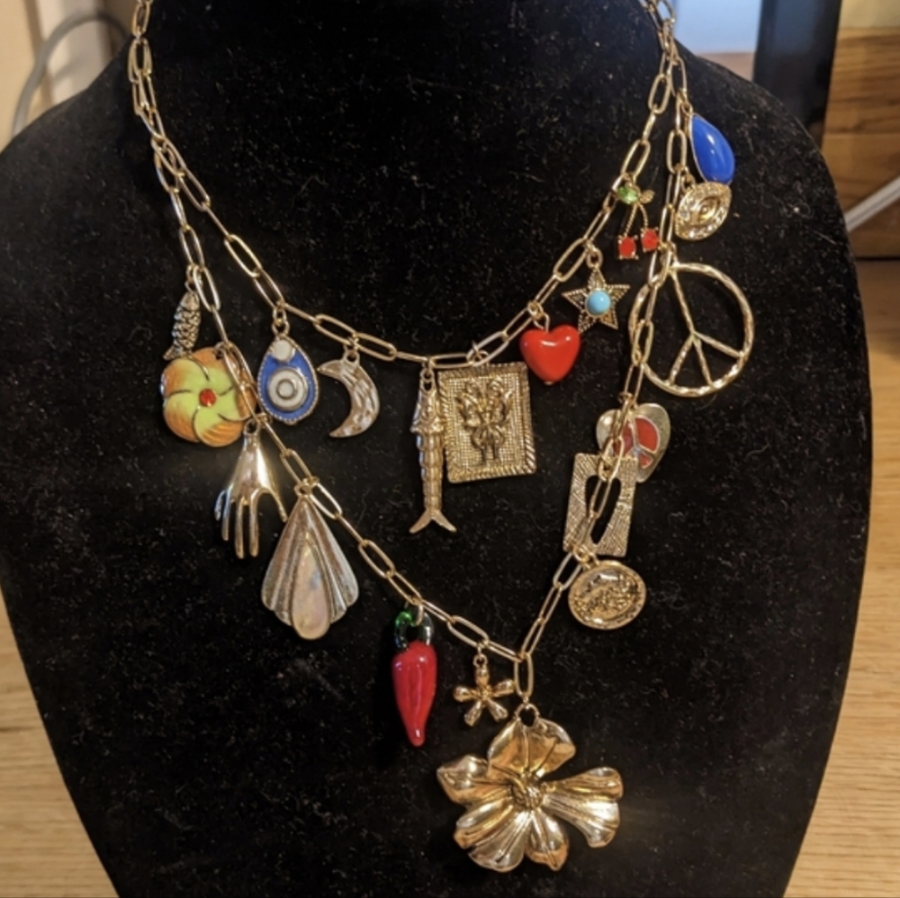 Free People Maxamillion Charm Necklace Flower Power - Picture 3 of 10